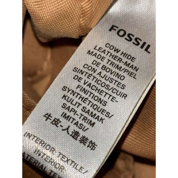 Fossil Parker style woman's brown leather backpack with key charm everyday bag - Picture 13 of 16